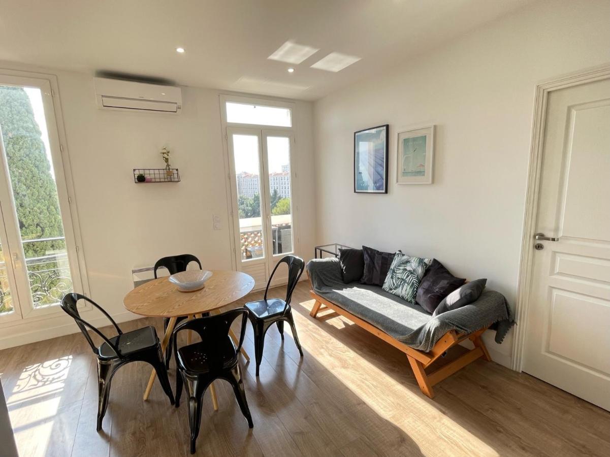 Nice Renting - Cambrai - Luxurious Sea View Terrasse - King Bed - Parking - Ac - Fully Equipped 외부 사진